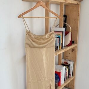 Minimalist Cowl Neck Satin Midi Dress – Small